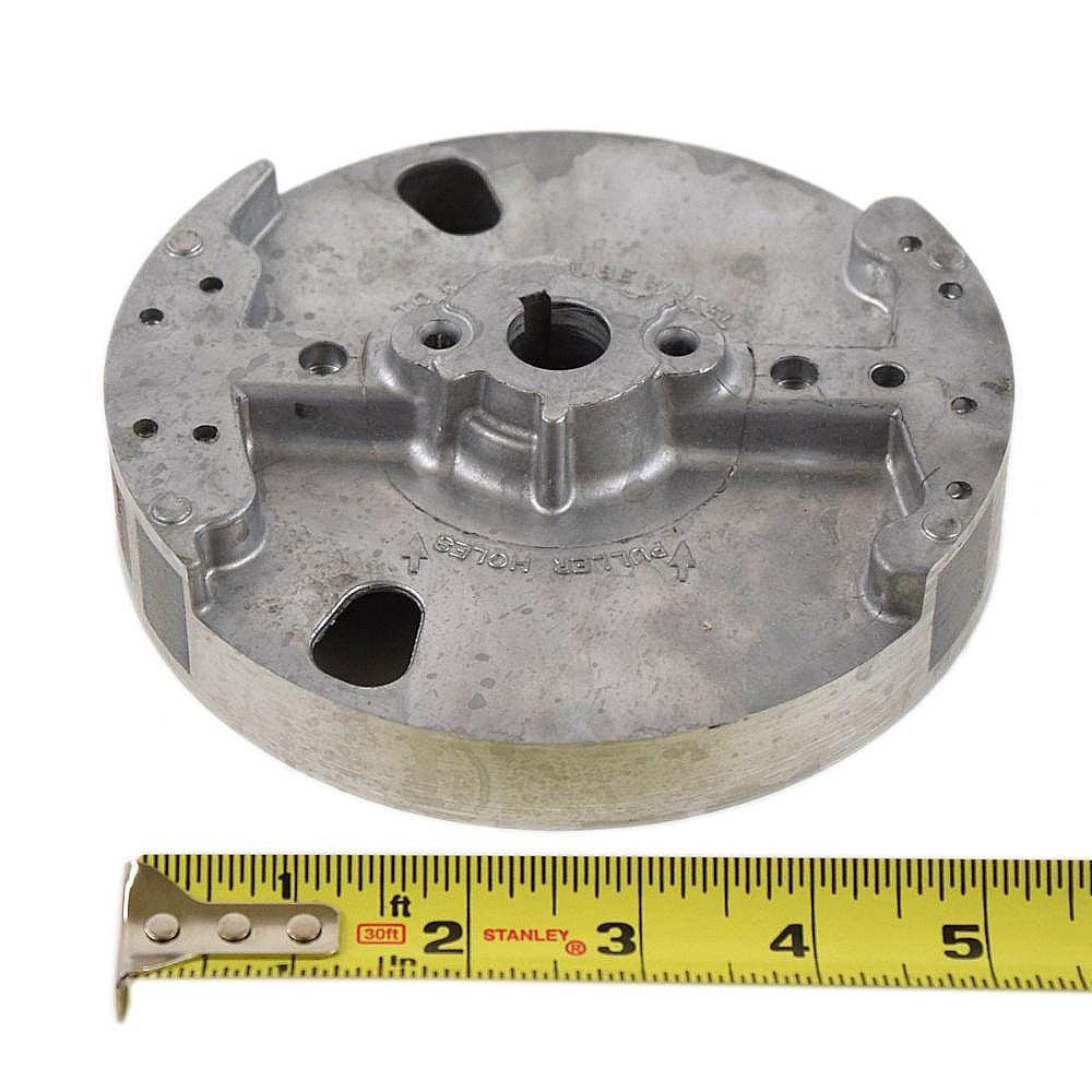 Briggs & Statton Lawn & Garden Equipment Engine Flywheel 594054