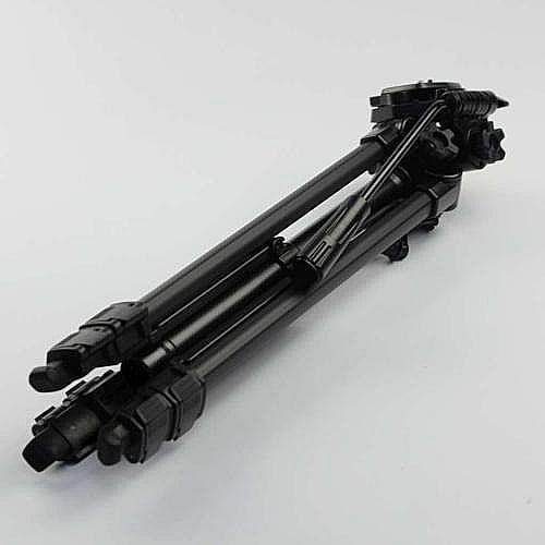 Part #vctr640, Lightweight Tripod