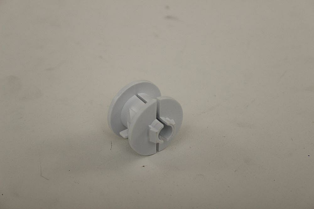 Part #241770301, Refrigerator Freezer Drawer Gear Clip / 1.10 x 1.10 x 0.95