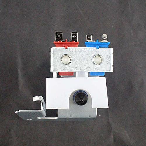 GE Part #wr57X26322, Valve And Guard | 8.00 x 7.50 x 3.50