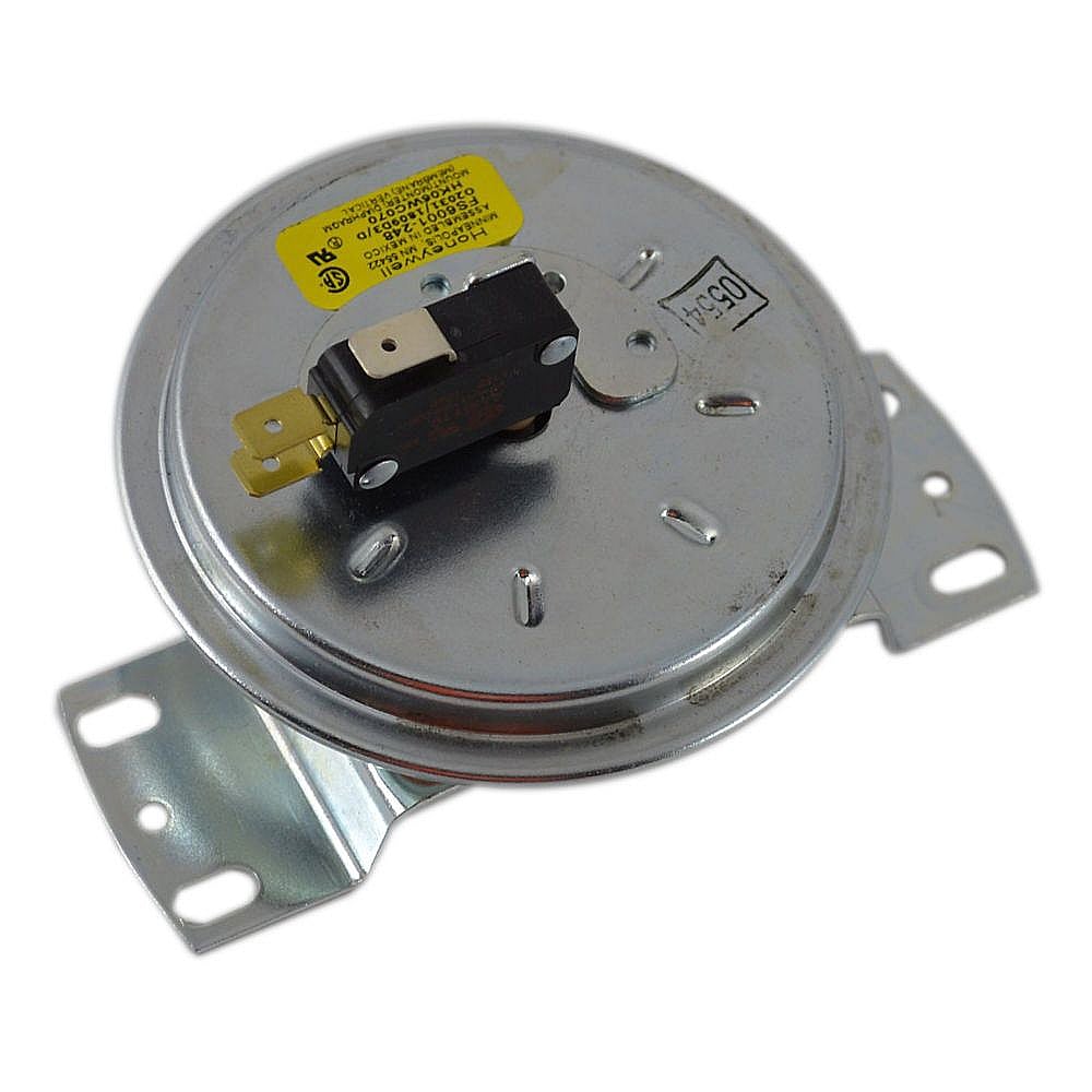 Part #306621-752, Press Switch / 6.70 x 5.90 x 3.60