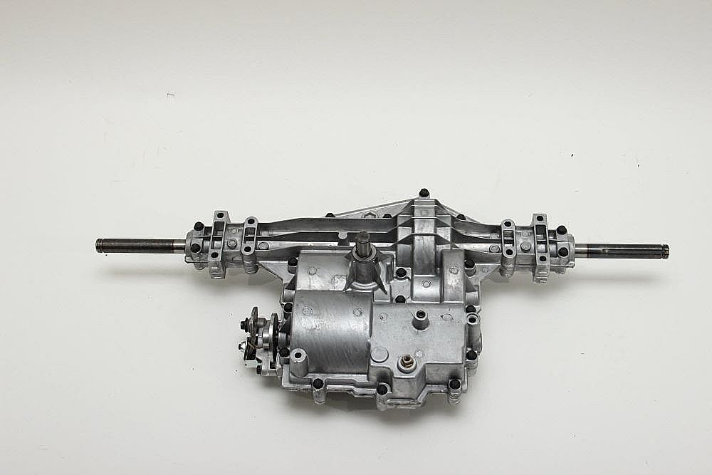 Part #794837, Lawn Tractor Transaxle (Replaces 197941) / 32.00 x 14.00 x 10.00