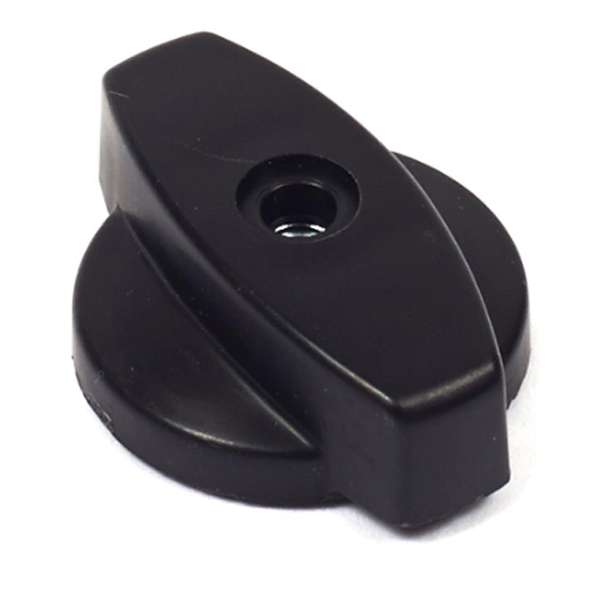 Part #846431, Briggs And Stratton Knob-Air Cleaner Cove