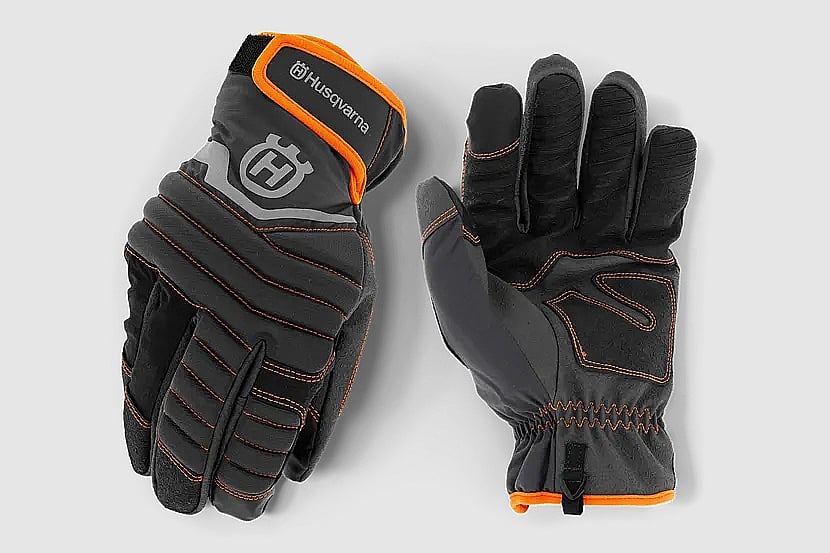Part #598428601, Hus Technical Winter Glove - M