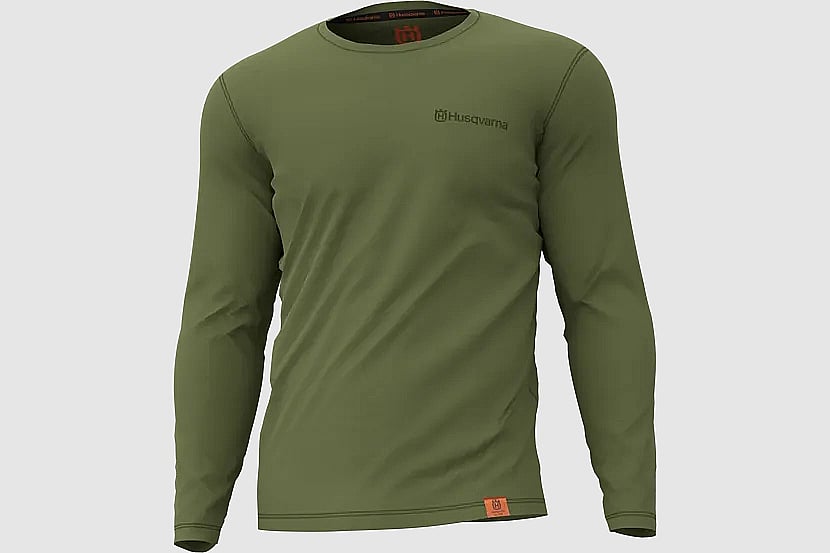 Part #599409850, Hus Trad Long Sleeve T-Shirt / Medium